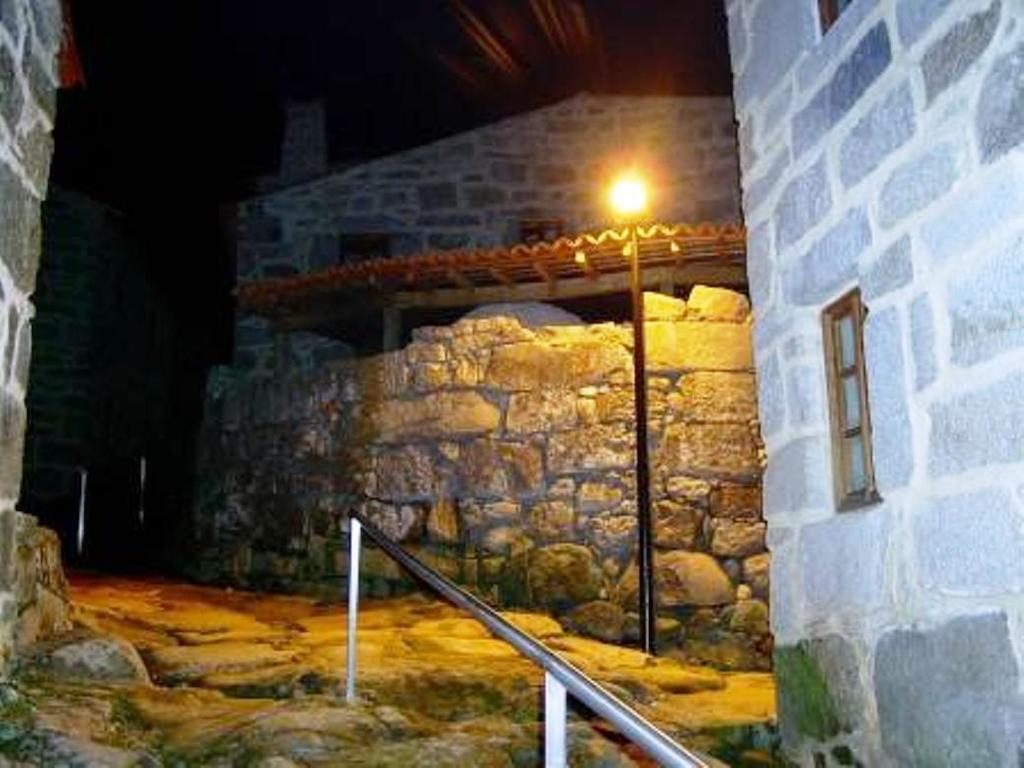 One Bedroom House In Povoa Dao Exterior foto